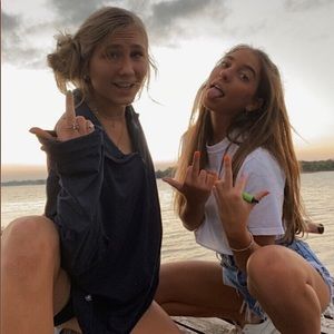 Meet your Posher, Georgia